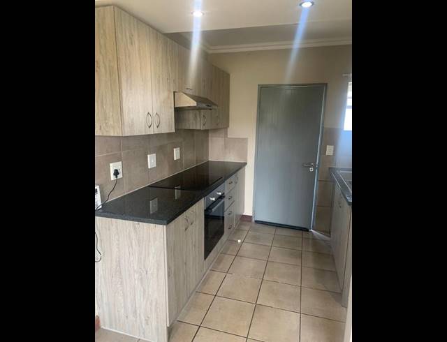 2 BEDROOM APARTMENT FOR SALE IN FLEURHOF